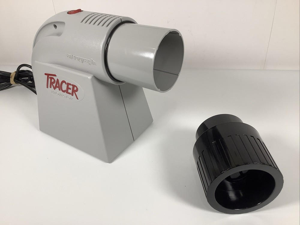 Artograph Tracer Projector Model 225-360 w/ Light Bulb -WORKS GREAT -