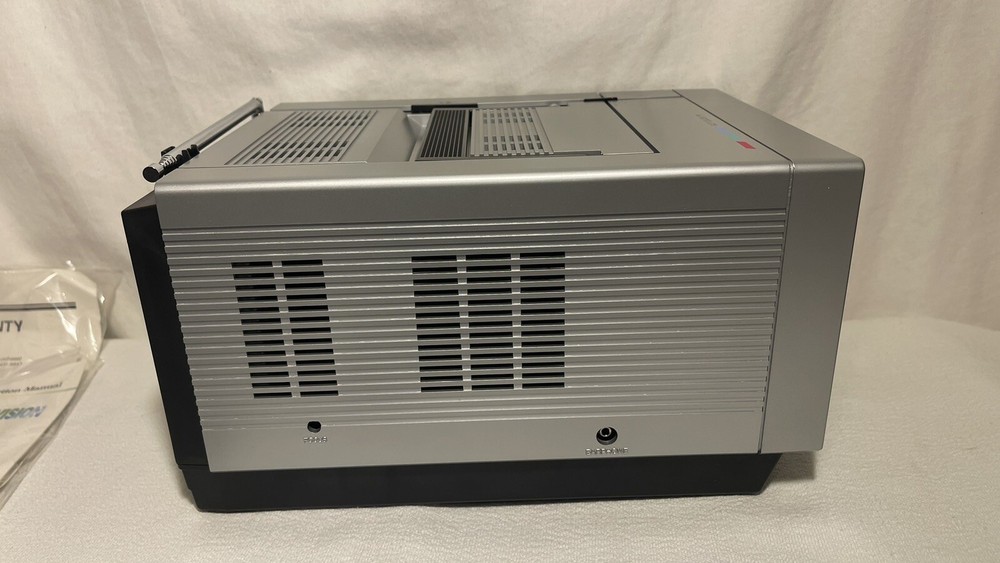 Multitech Deluxe Portable 5.5” Color T.V. MC-0571