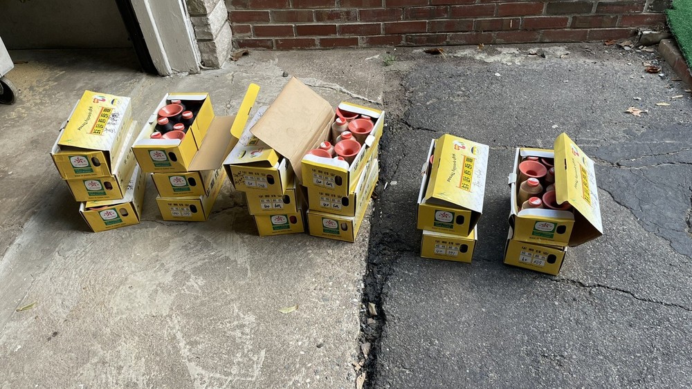 Heavy Duty Polyester Thread lot (350 Each)