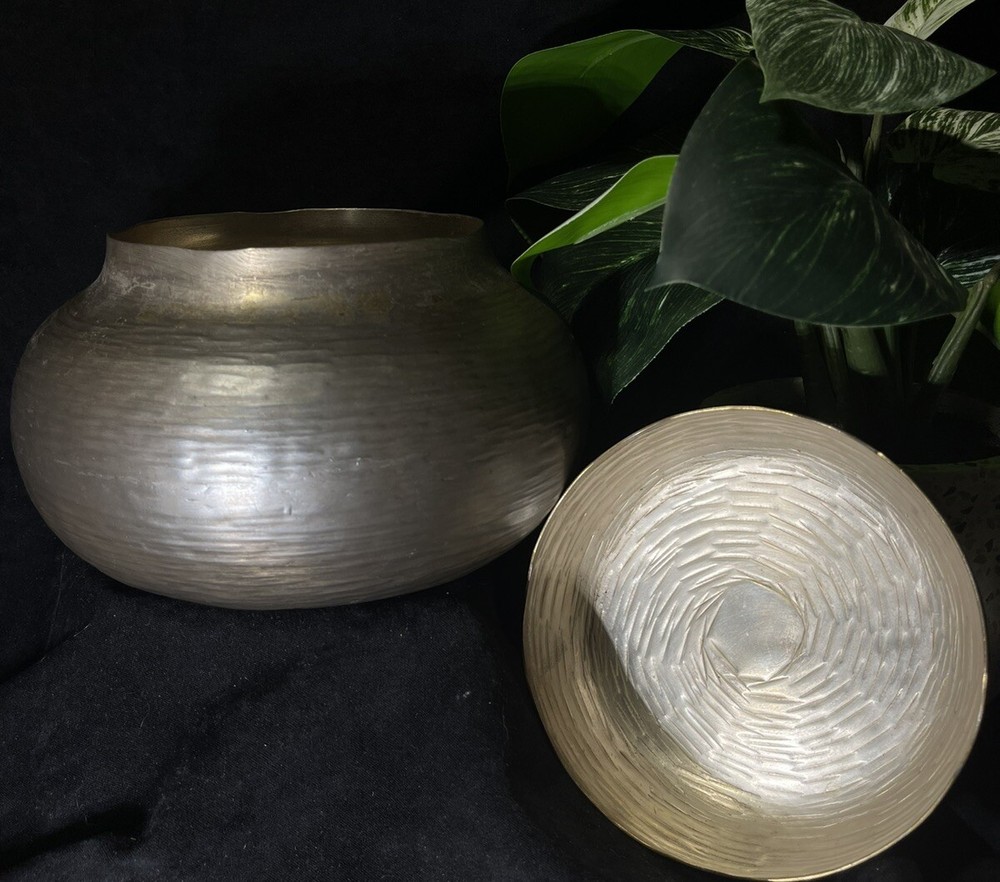 Modern Indian Silver Tone Covered Jar aluminum jar and lid