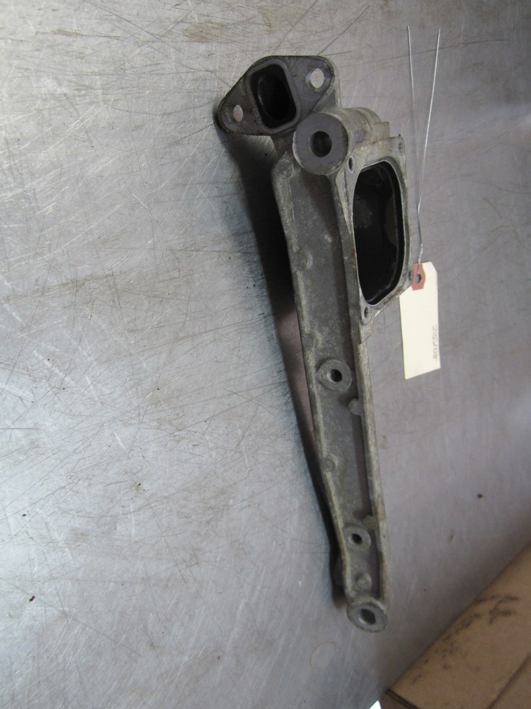 Air Injection Valve Bracket From 2009 Saturn Aura 2.4