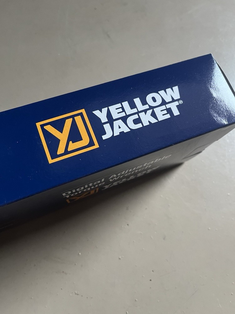 YELLOW JACKET DIGITAL ADJUSTABLE TORQUE WRENCH 60648