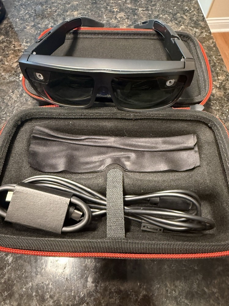Lenovo ThinkReality A3 Smart Glasses XR1