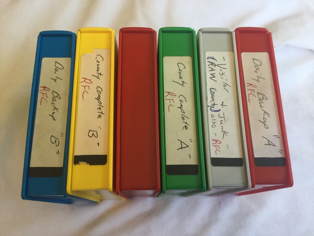 A Single SRW Micro/5 Disk Diskette ComPak Case Plastic Cover Spine Label