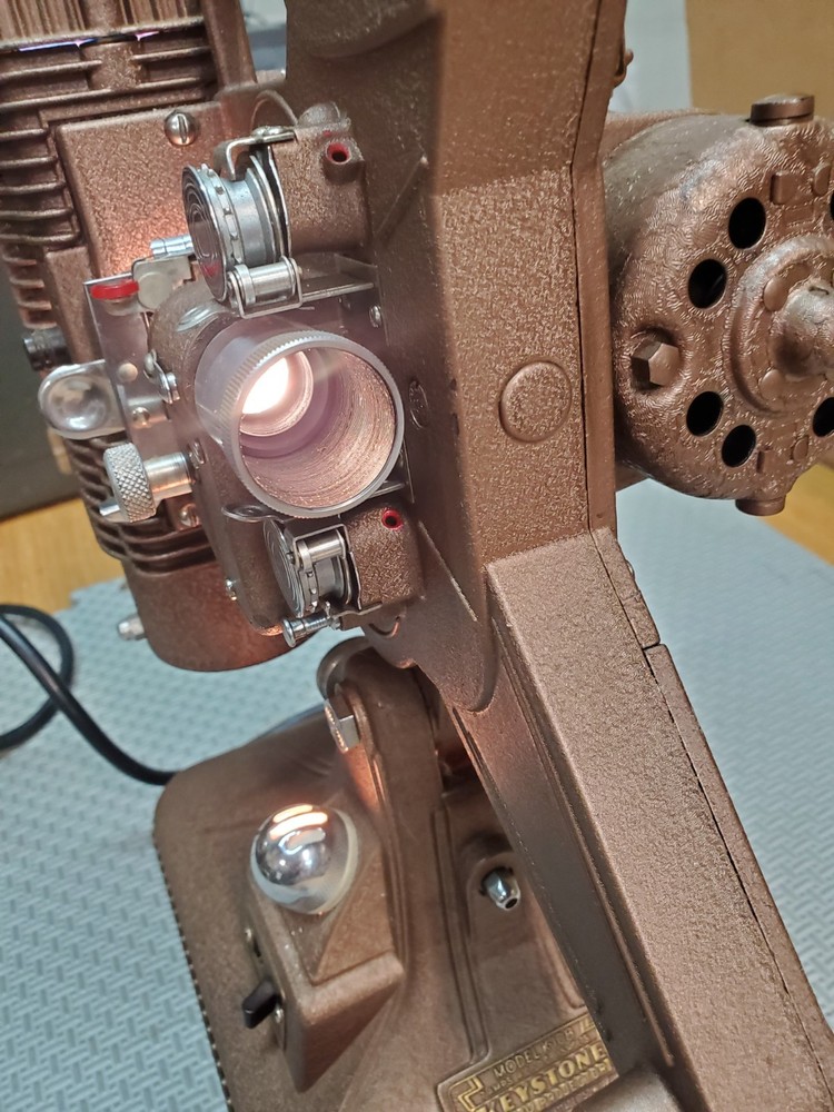 Keystone 8mm Projector Model K-108