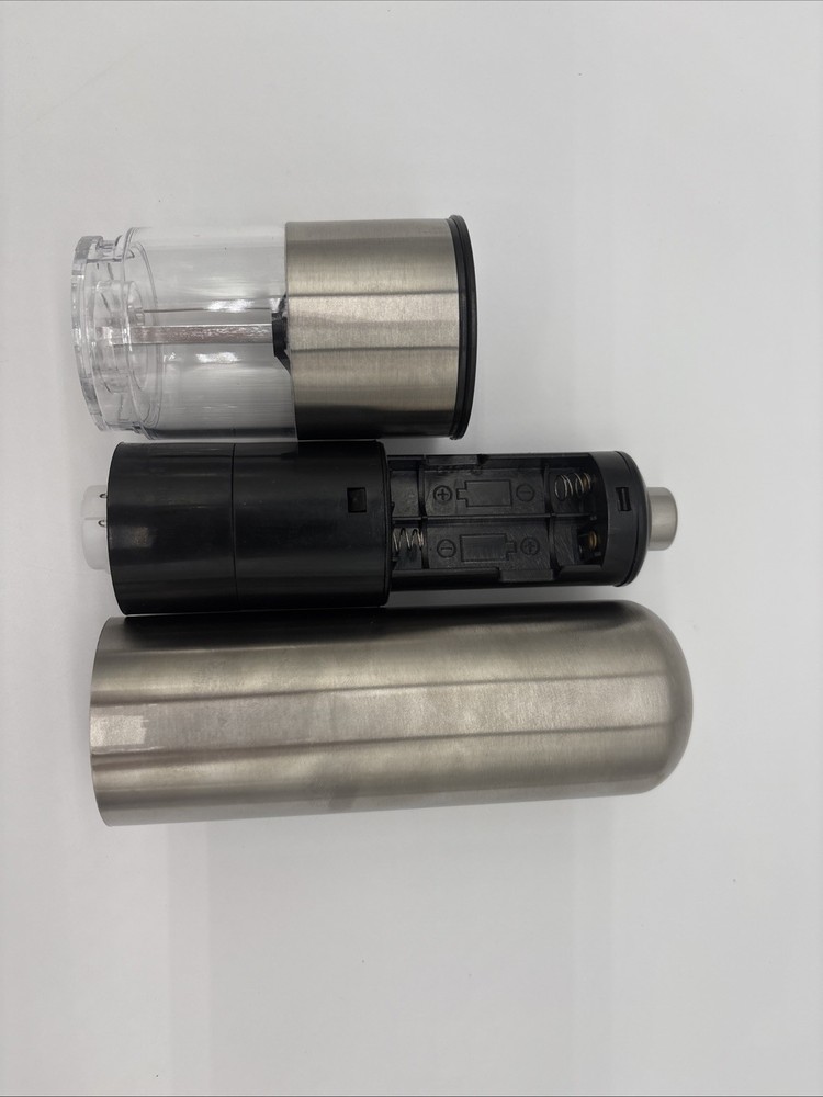 Pepper Muller Electric Battery Powered New