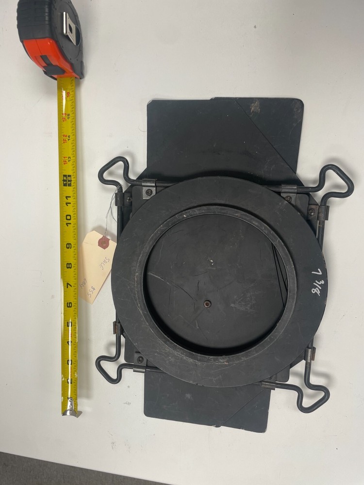 7 3/8" Barn Doors- Black Lighting Barndoor- Light Shaper