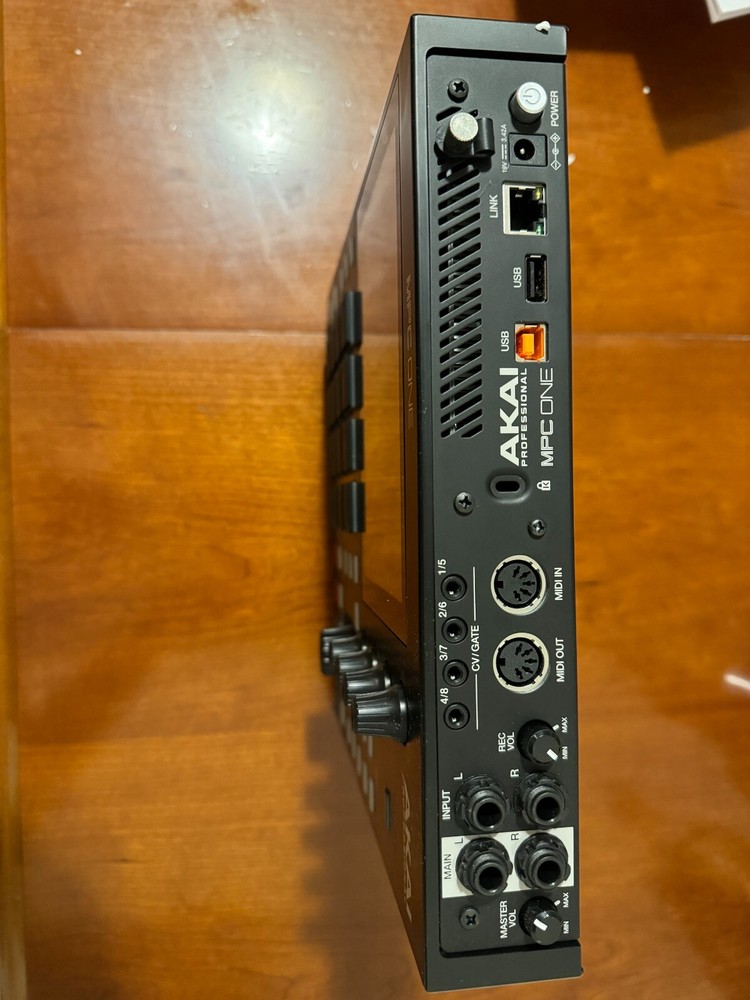 Akai Professional MPC ONE Standalone Controller & Akai MPK Mini Package