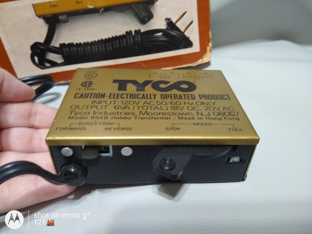 Vintage TYCO HO Scale Electric Power Pack #899V