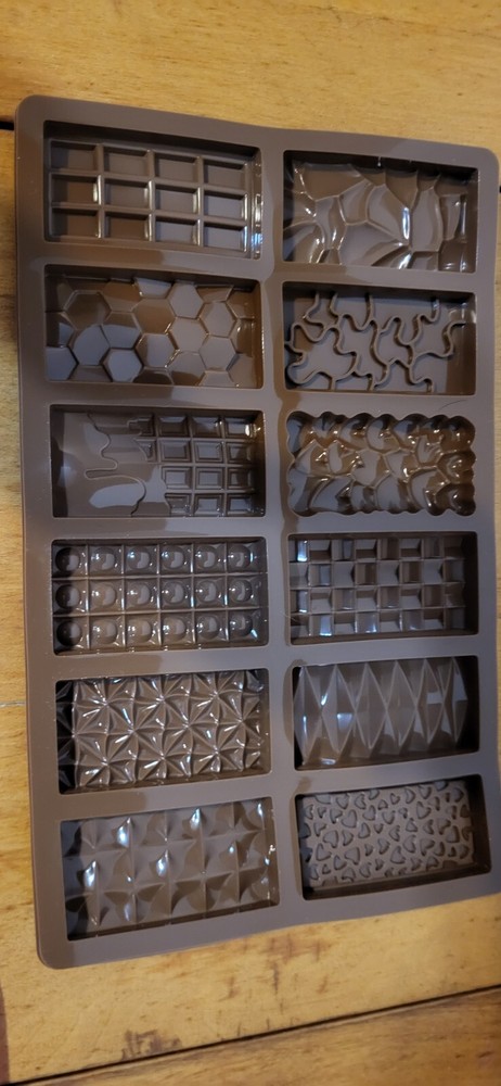 2 Pcs Break Apart Silicone Molds For, Candy,Chocolate, Wax.