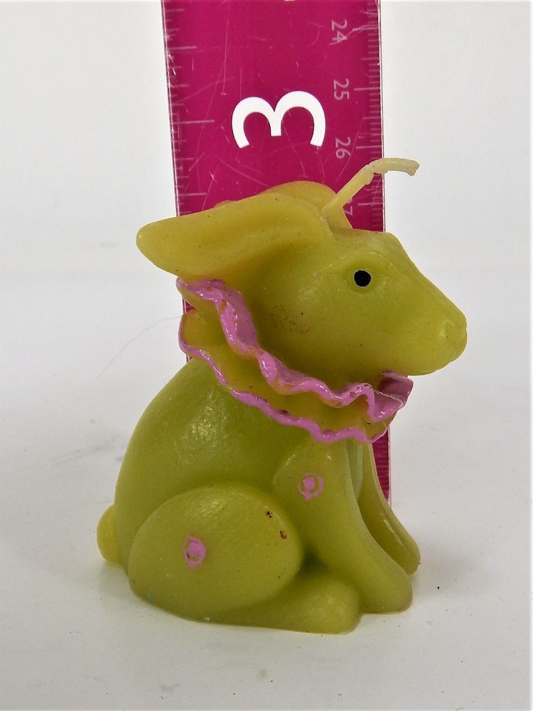 Vintage Novelty Candle Circus Rabbit 3"