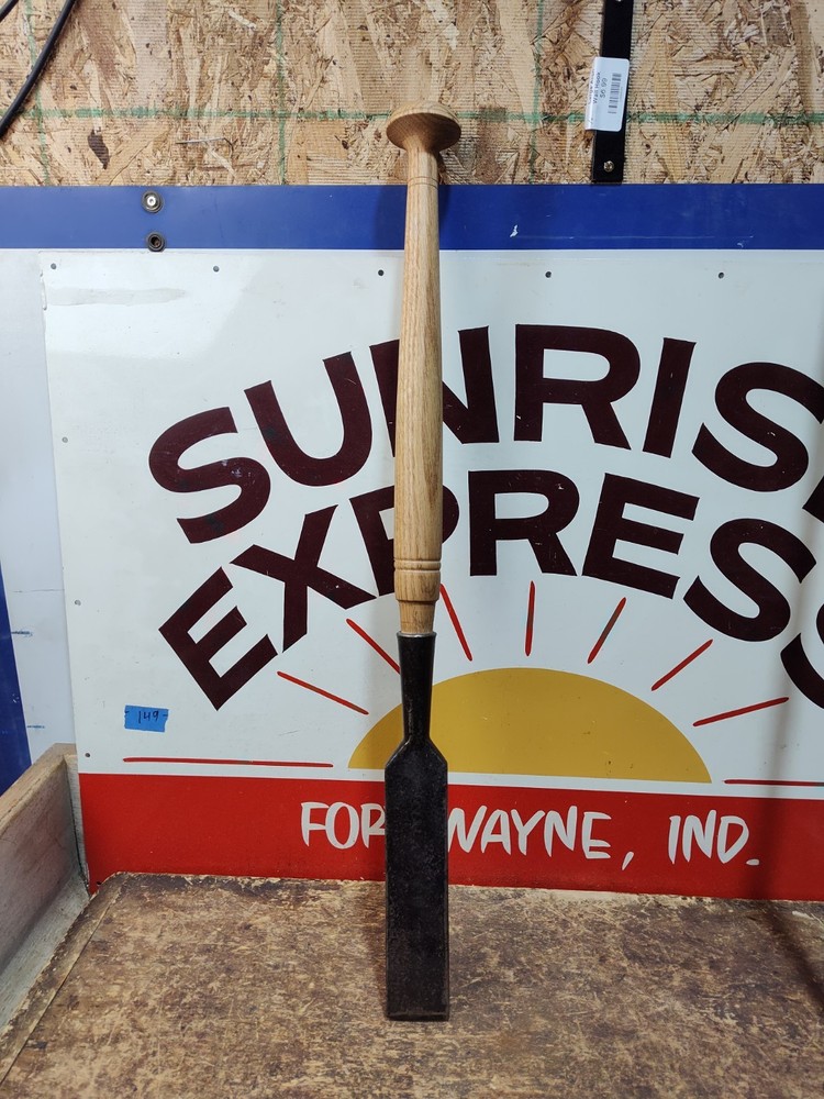 Early Unmarked 2" Square Edge Socket Framing Chisel Timber Slick