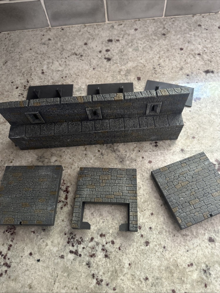 Dwarven Forge Castle Builder 12” Kickstarter Straight Wall, With Arrow Slit