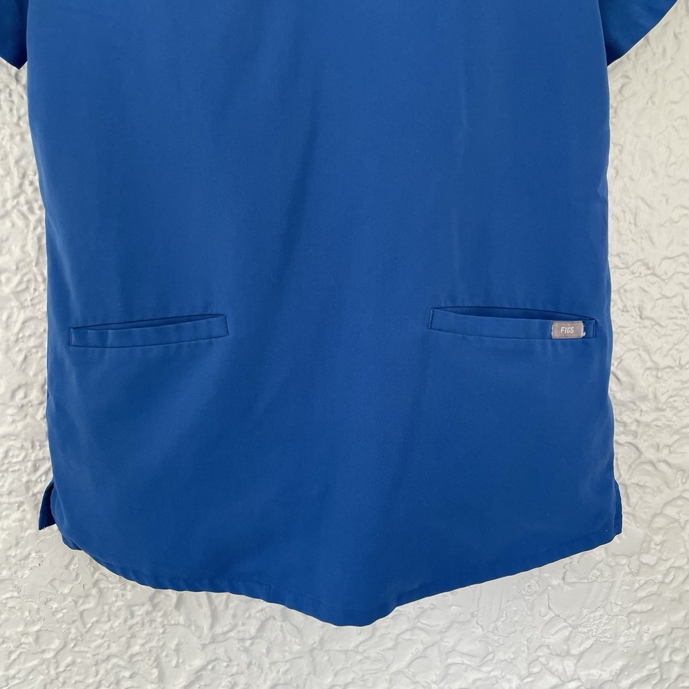Figs Womens Size M Technical Collection Casma Three Pocket Scrub Top Blue EUC