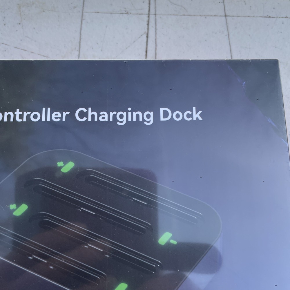 N4502 Controller Charging Dock Black 4 Ports LED Indicator Light 2023