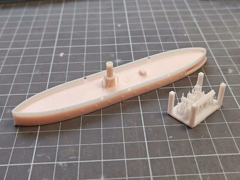 1 /700 HDMS Danmark Unpainted /waterline