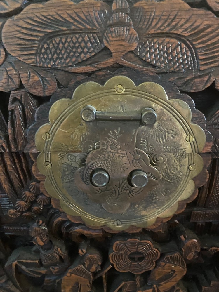 antique chinese trunk