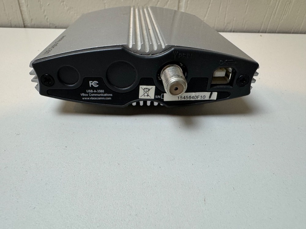 VBox communications USB-A-3560 USB Digital Receiver