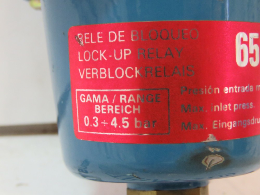 GULDE 6522-2 VALVE RELAY NEW SURPLUS