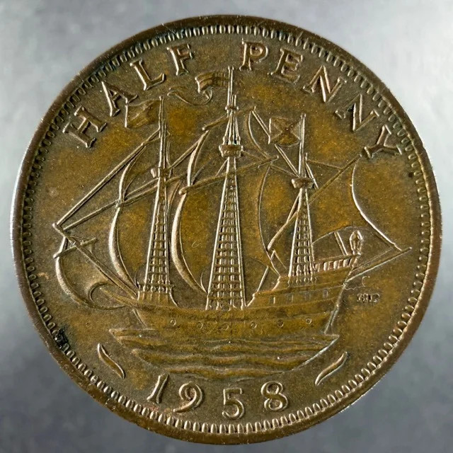 1958 Great Britain Half Penny Bronze Golden Hind Choice Example