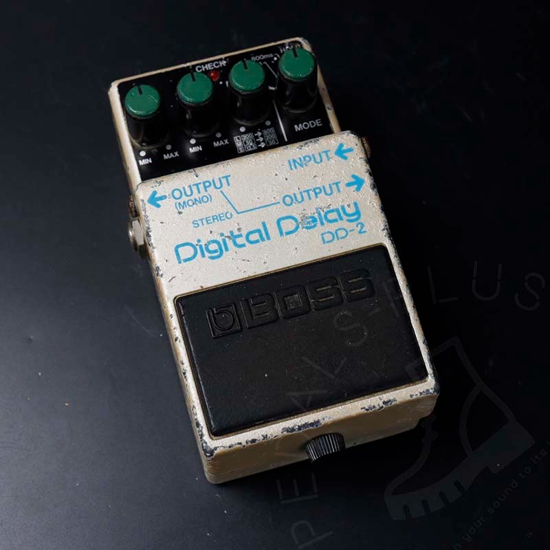 Boss DD-2 Digital Delay (Blue Label) 1983 - 1986 - White