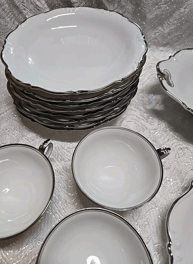 53 Pc Bavaria Tirschenreuth Silver Scroll Scalloped Dinnerware Set Pasco White