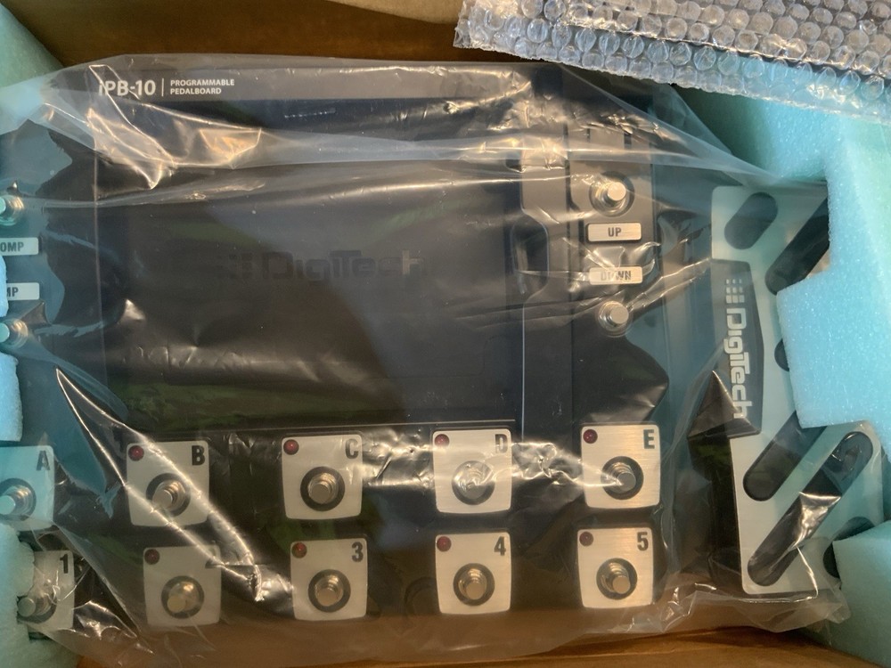 DigiTech iPB-10 PROGRAMMABLE PEDALBOARD For Guitars 20-0347-A