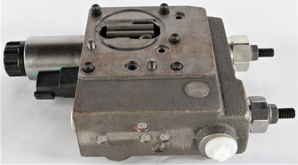 New 02107268 Rexroth GMBH Regulator