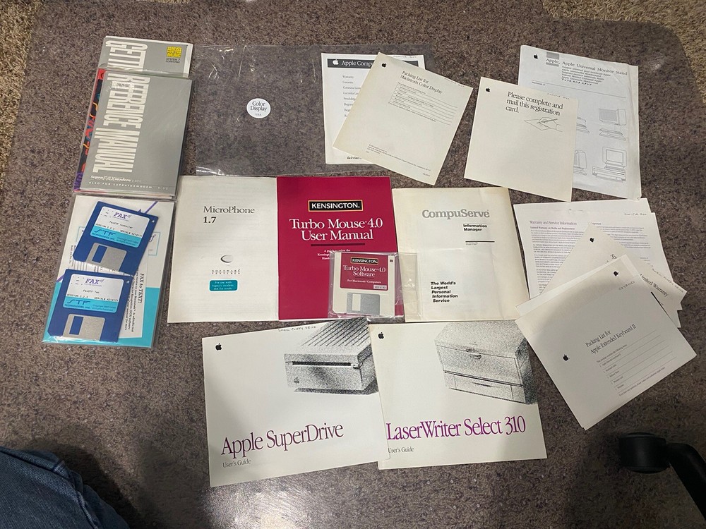 Vintage Computer & Apple Computer Macintosh Guides manuals Floppy Disks