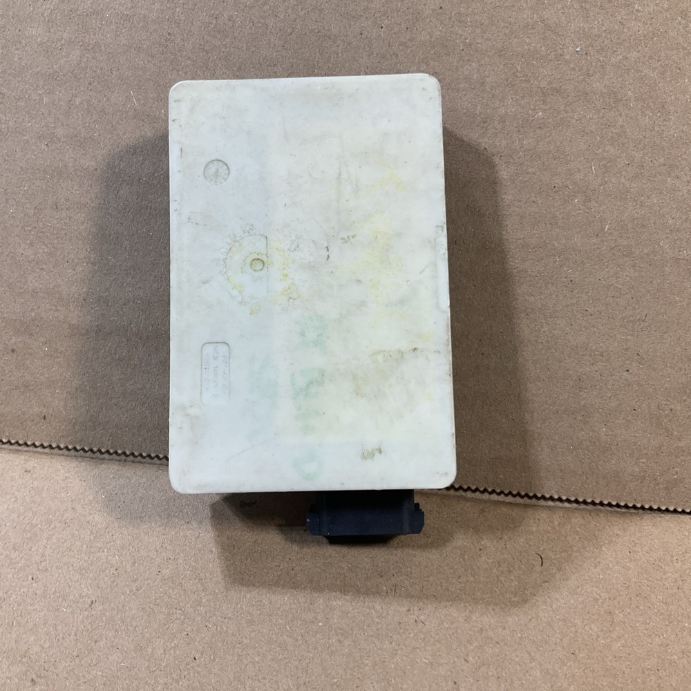 Mercedes C Class Blind Spot Radar Sensor A0009051912