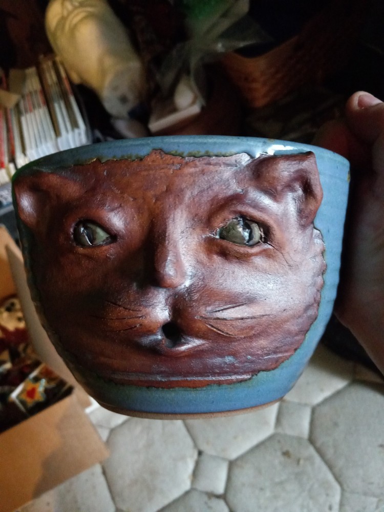 Cat Folk Art Pottery Yarn Holder Handmade