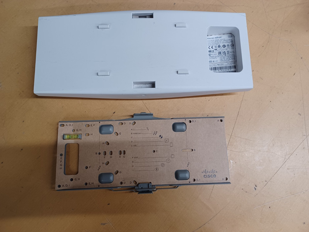 MERAKI MR44 UNCLAIMED ACCESS POINT W/ BRACKET CLOUD MANAGED