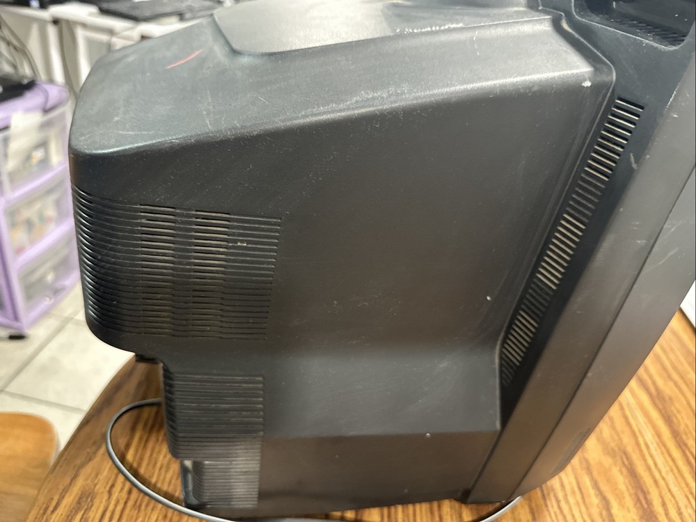 Emerson TV Combo VHS Player (Player not working 100%) EWC1303