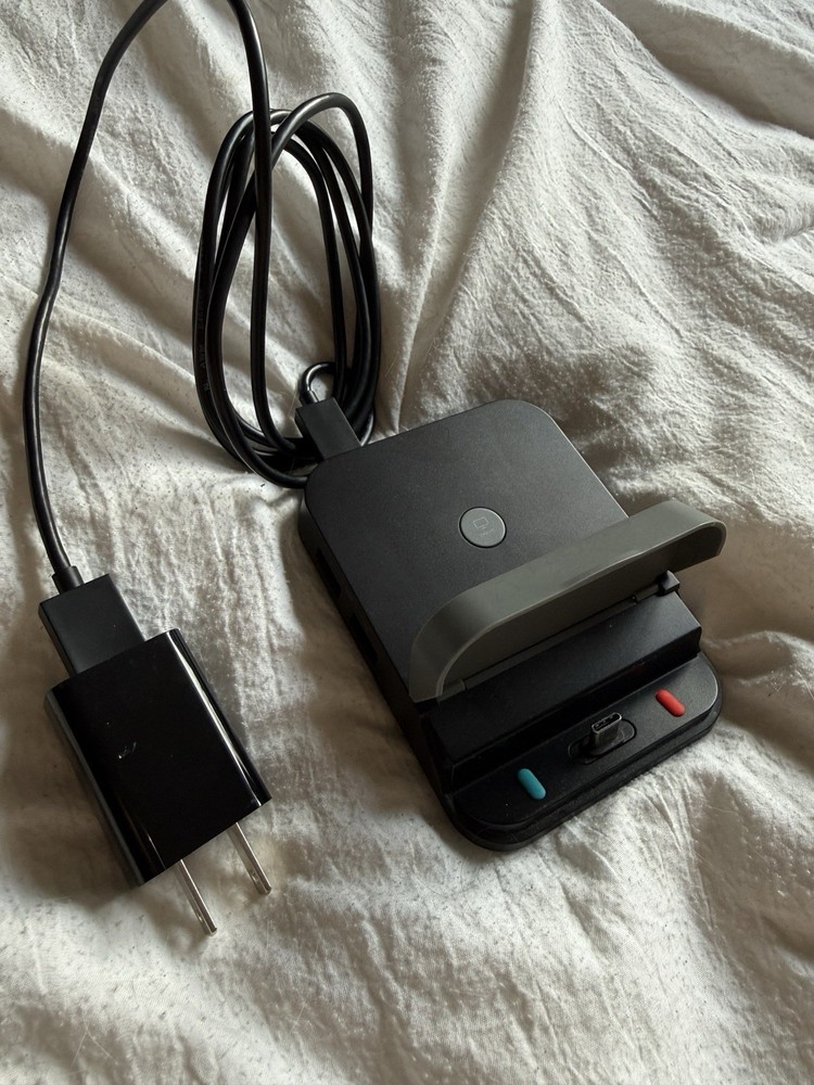 j5create Nintendo Switch Mini Docking Station (JCD620)