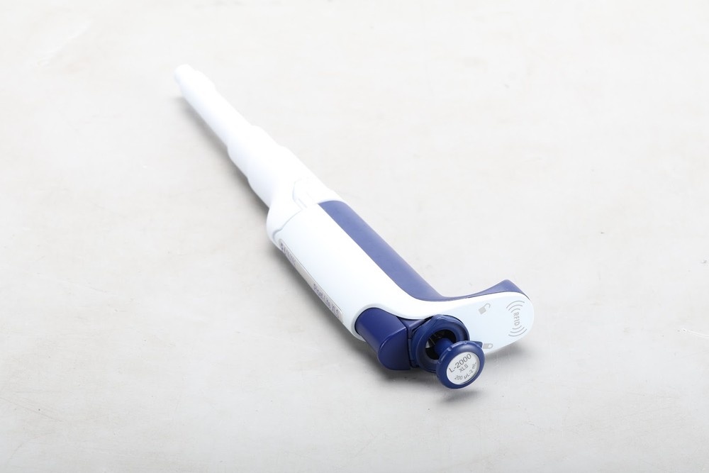 Rainin L-2000 XLS 200uL-2mL Single Channel Pipette
