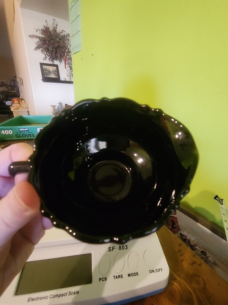 Black Glass Sugar And Creamer Set L.E Smith