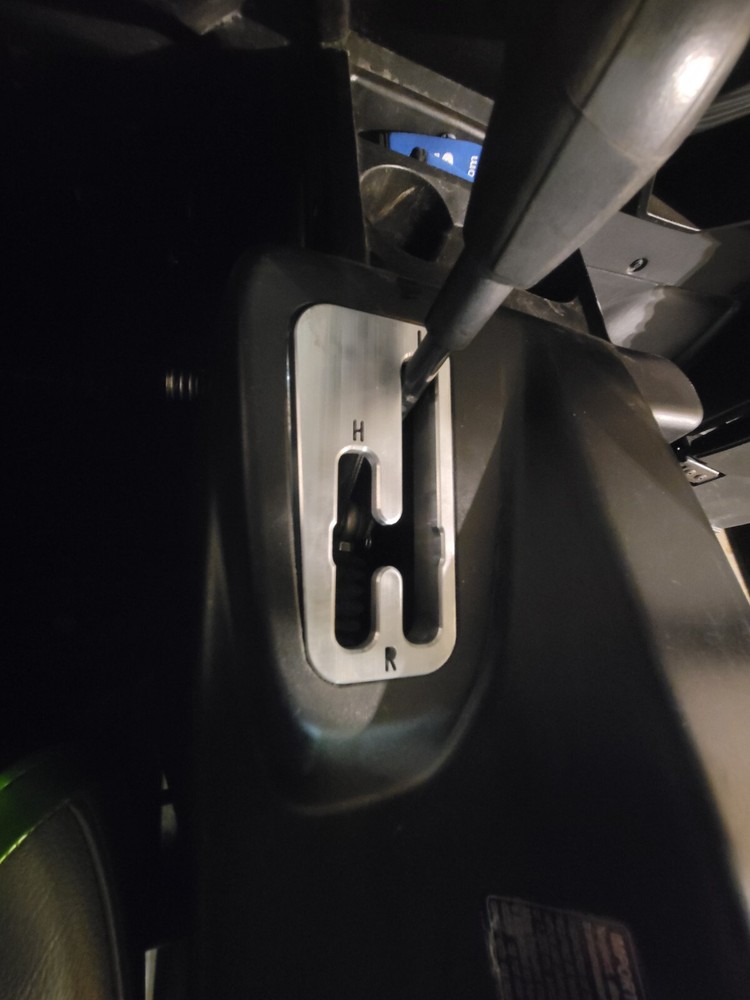 KAWASAKI TERYX 800- BLACK SHIFT GATE WITH LED BACKLIGHTING