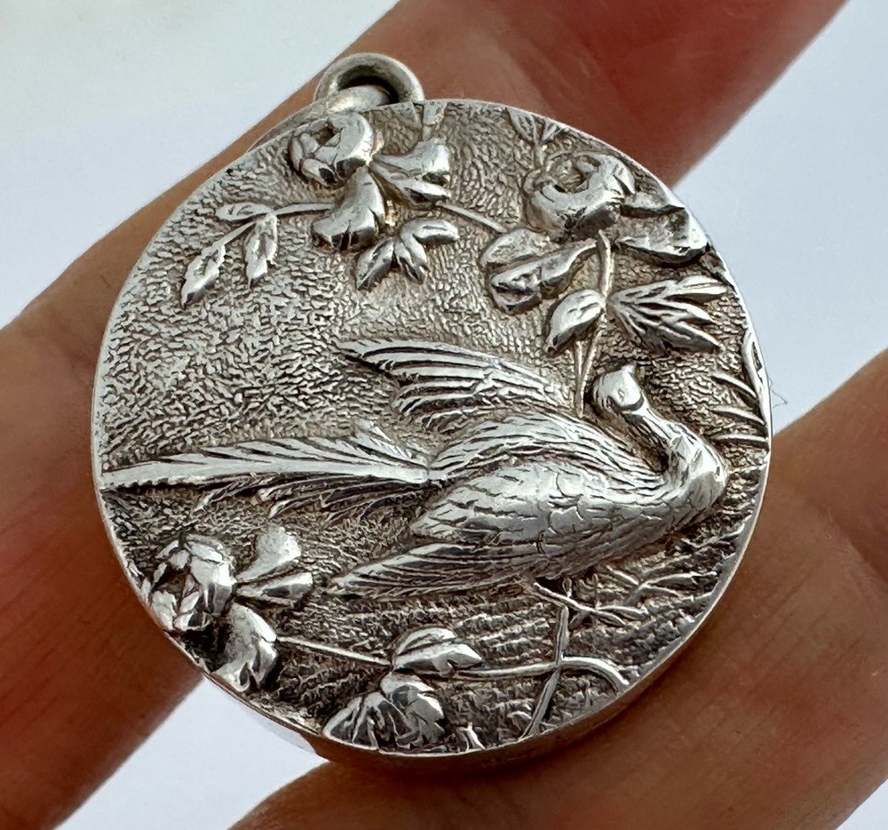 Victorian Solid Silver Pill Box c.1891