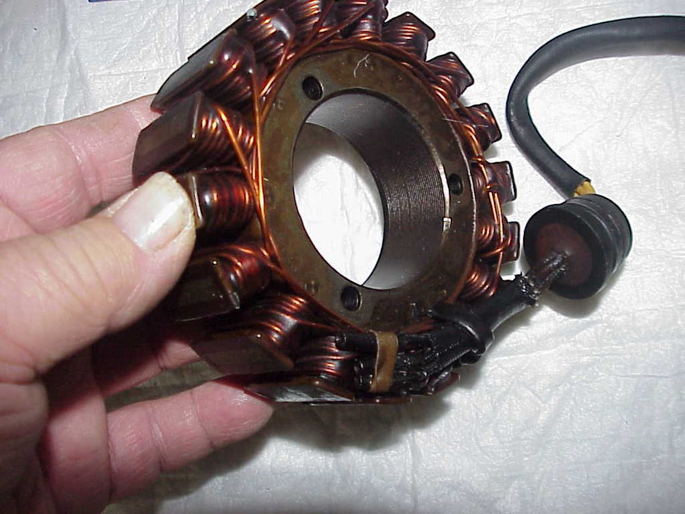 HONDA GOLDWING 1100 STATOR