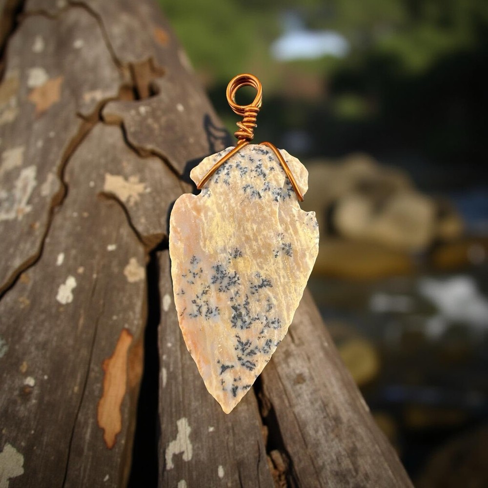 Absolutely, Stunning Native American Arrowhead #112