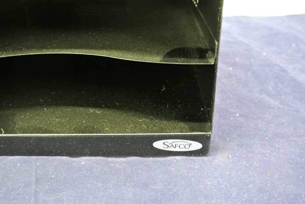 SAFCO 6 SECTION STEAL DESKTOP ORGANIZER