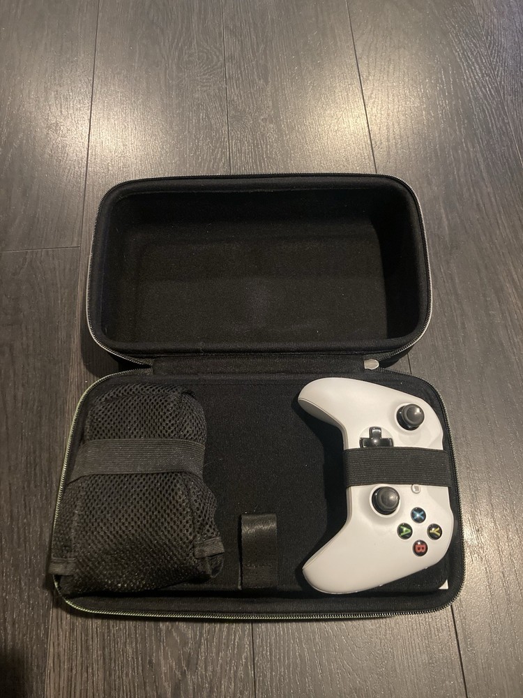 Xbox Series S Console Bundle with Controller, Carrying Case, HDMI, Ethernet, USB