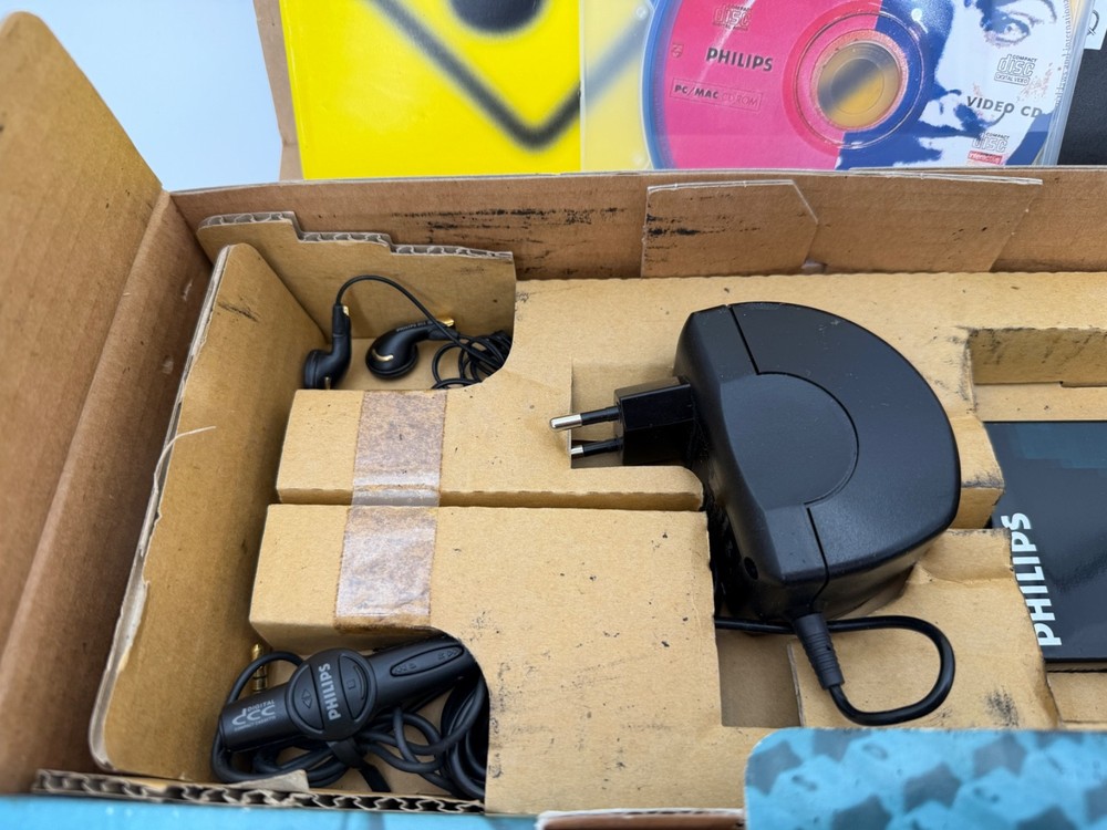 Mint Restored Philips DCC 175 with PC Cable Portable Digital Compact Cassette