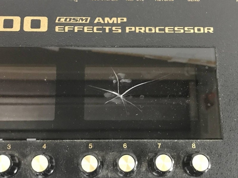 “Cracked display”BOSS GT-100 Multi-Effects Guitar Processor Test Completed