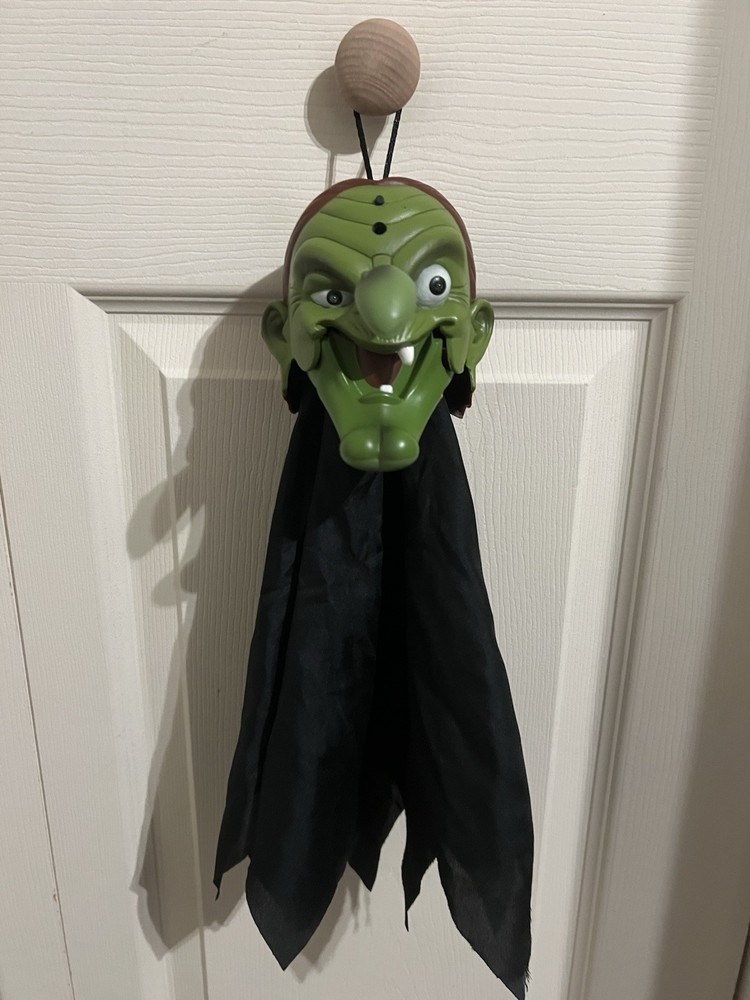 Gemmy Halloween Witch And Frankenstein Talking Light Up Animated Decor Spooky