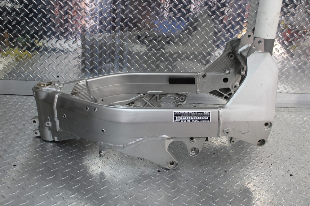 2015 HONDA INTERCEPTOR 800 VFR800 FRAME CHASSIS SLVG (S)