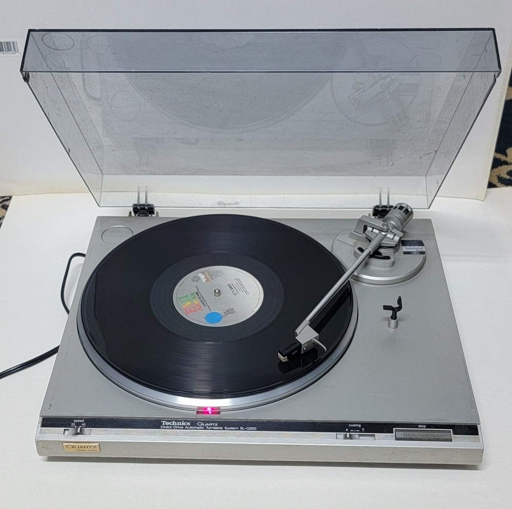 Technics SL-Q200 Direct Drive Turntable  Quartz Lock Tested & Working