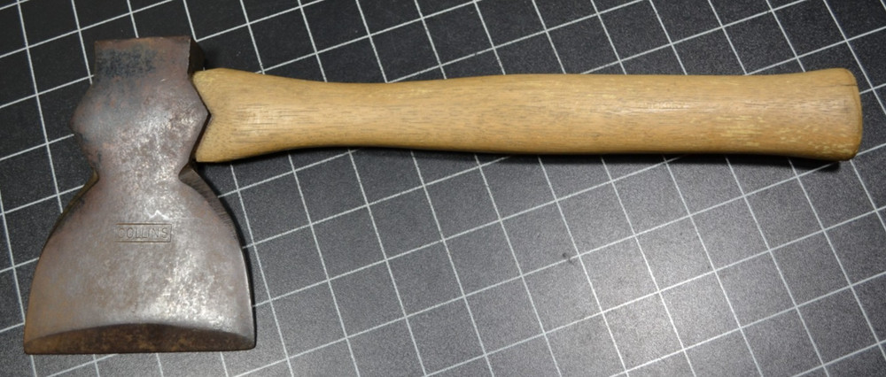COLLINS - HATCHET - ORIGINAL MARKED HANDLE