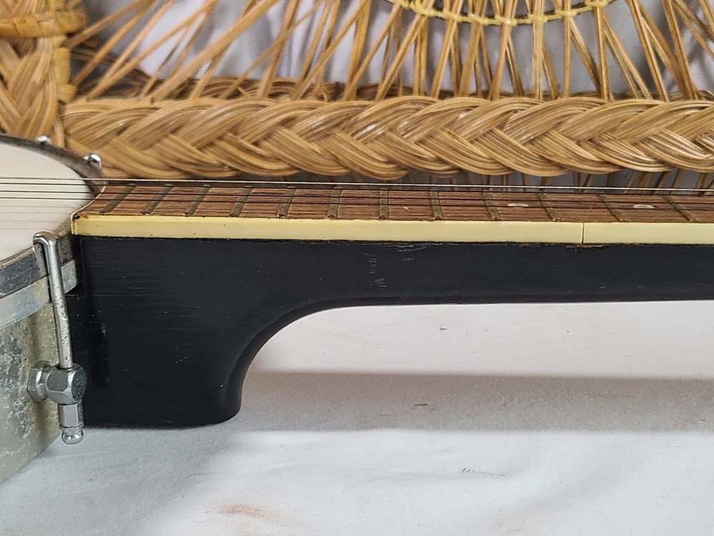 Vintage Kingston 4-String Banjo