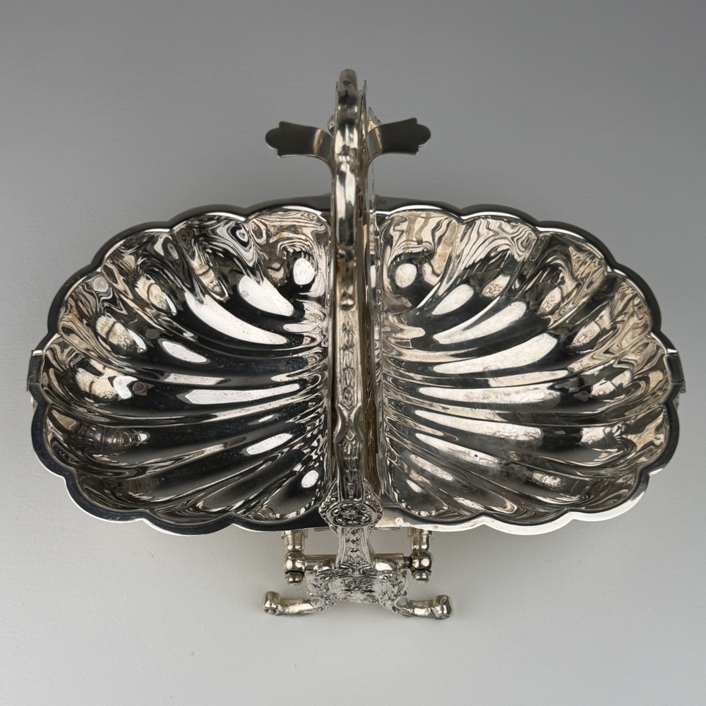 Victorian Silver Plated Shell Folding Biscuit Bun Warmer FB Rogers Silver Co 515